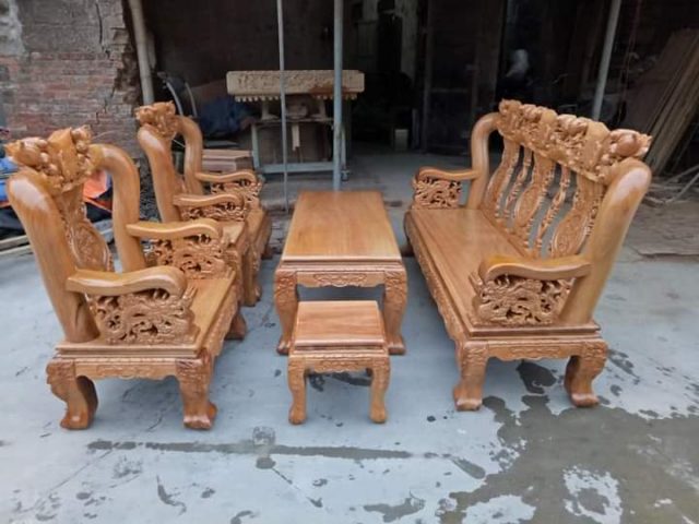 Mẫu bàn ghế minh đào tay quấn rồng gỗ gõ đỏ đẹp.
