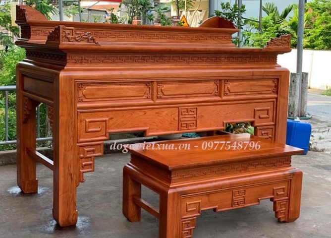 bàn thờ thọ trơn gỗ hương đá đẹp chuẩn